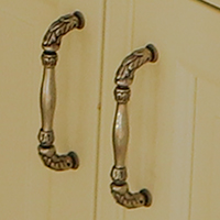 Detailed Handles image